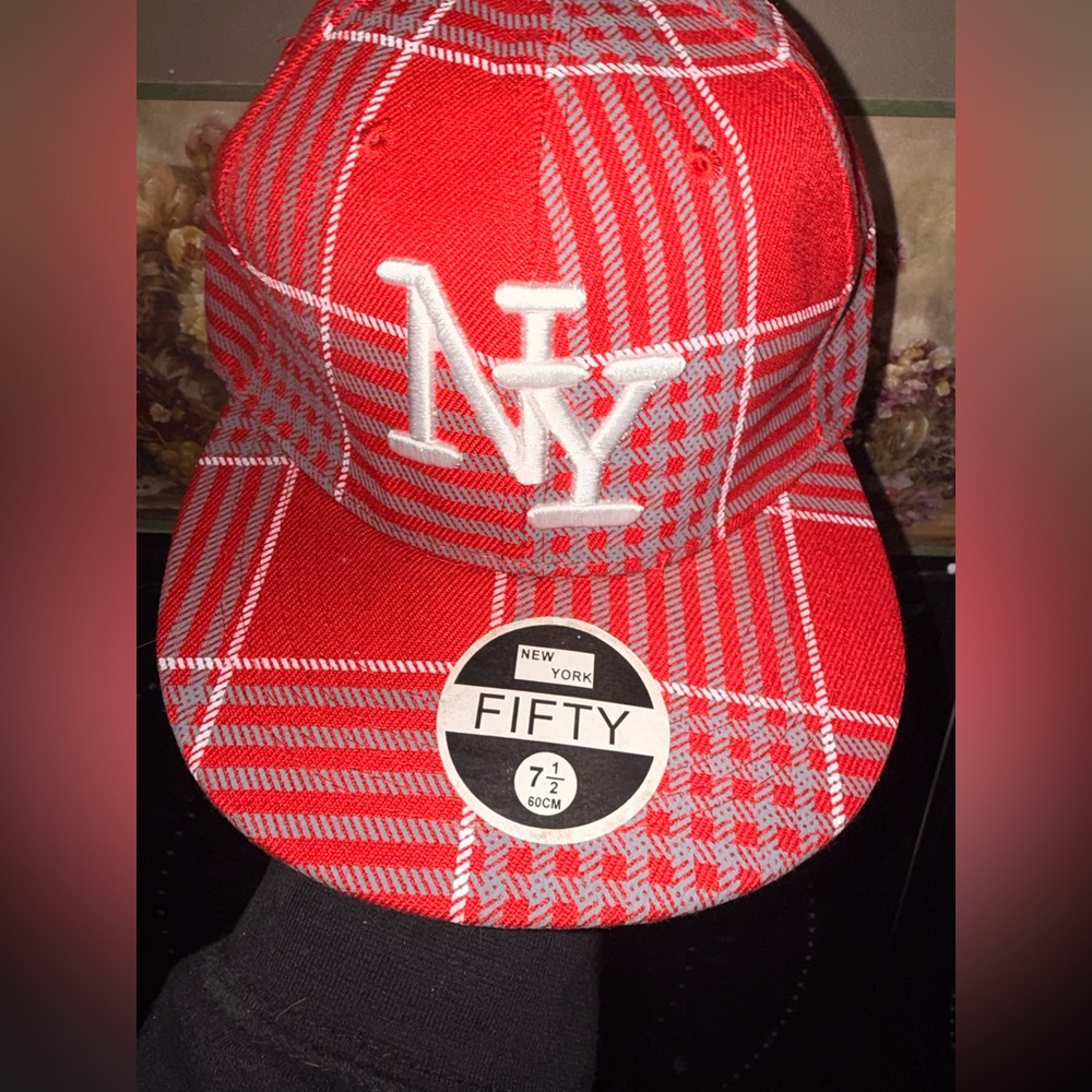 Vintage Red ,Grey Plaid NY Cap - Picture 1 of 8